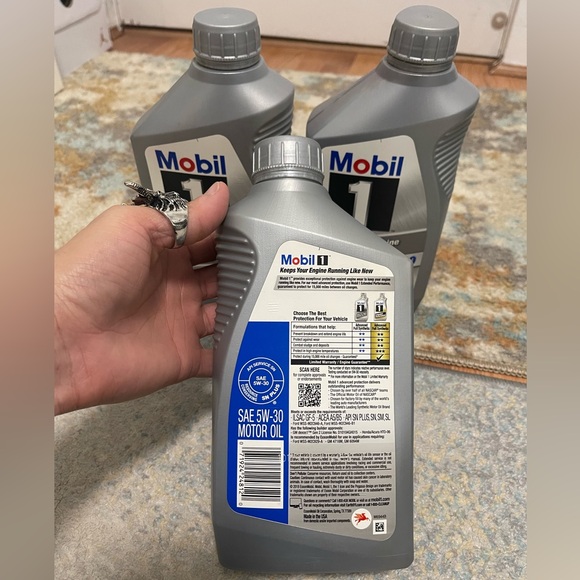 Buy 2 Get 1 Free Brand New Mobil 1  1 Qt 5w30 Advanced Full Synthetic Motor Oil - Picture 9 of 9